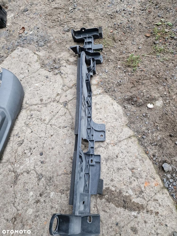 Pas przedni  górny Renault  Kadjar  215424EBOA - 2