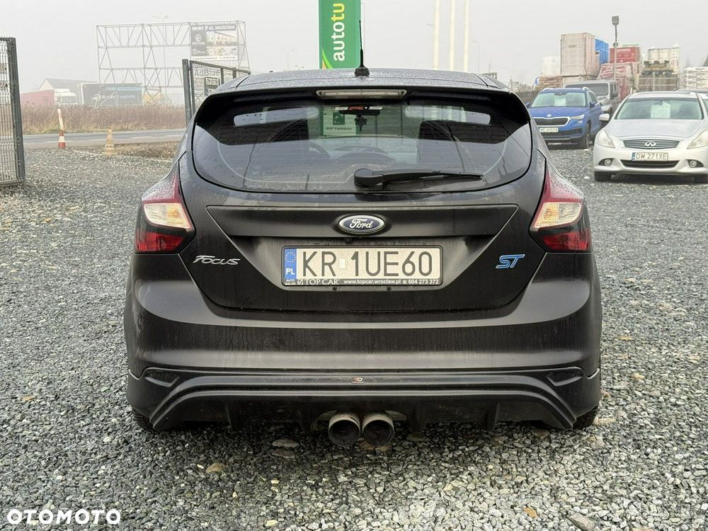 Ford Focus 2.0 EcoBoost ST - 8