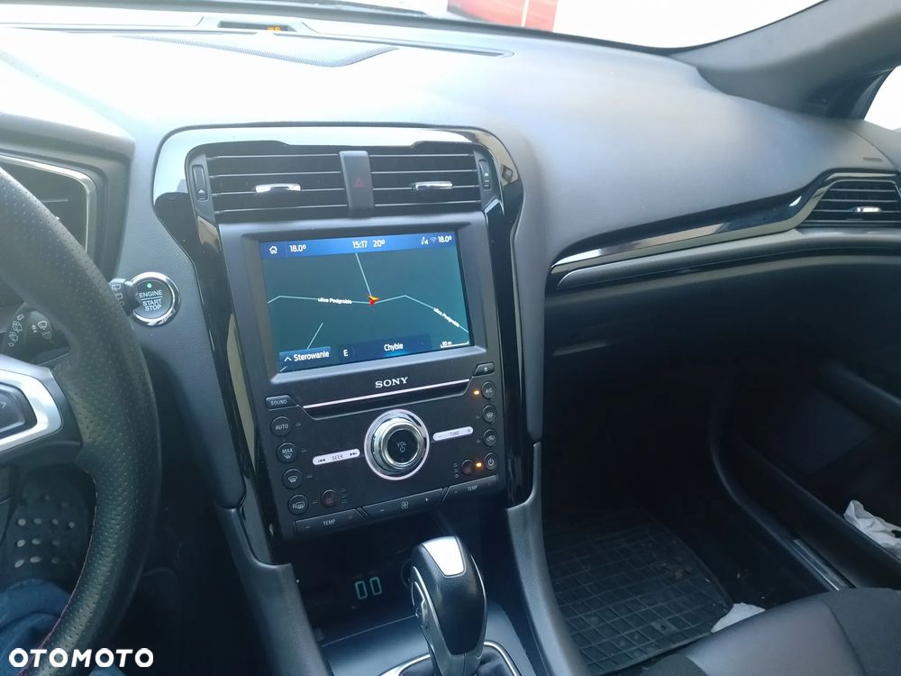 Ford Mondeo - 24
