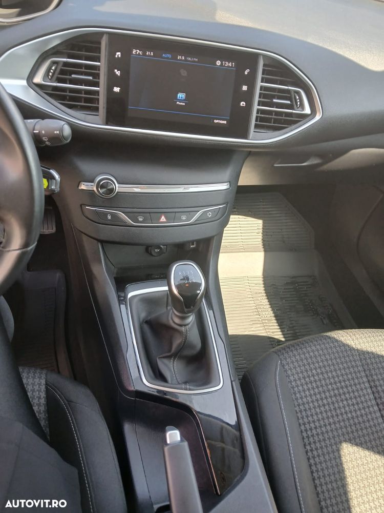 Peugeot 308 1.2L PureTech S&S BVM6 Active Pack - 16