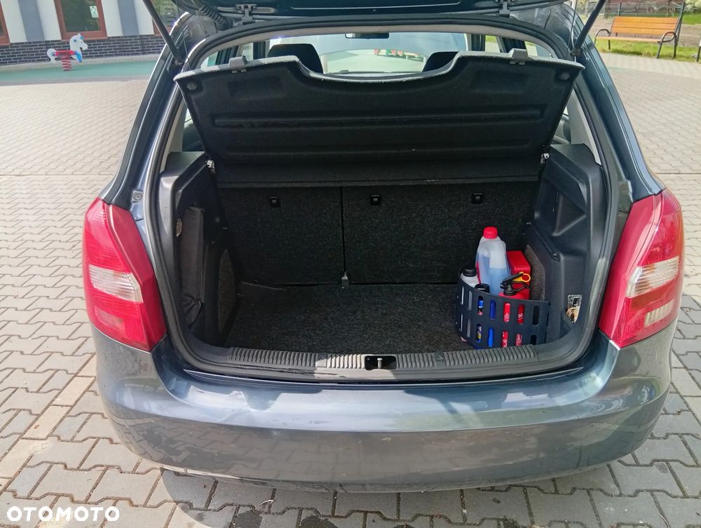 Skoda Fabia 1.4 16V Ambiente - 2