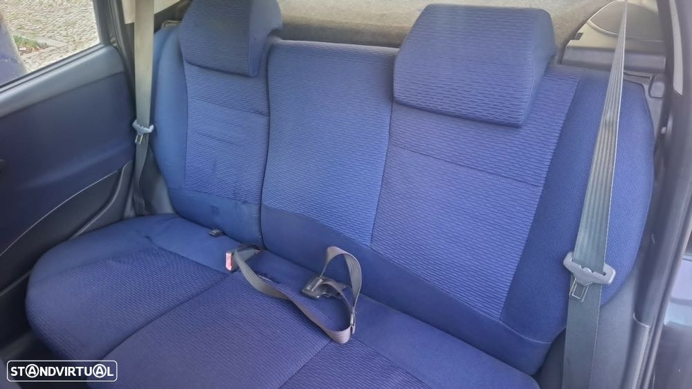 Fiat Punto 1.2 16V ELX - 12
