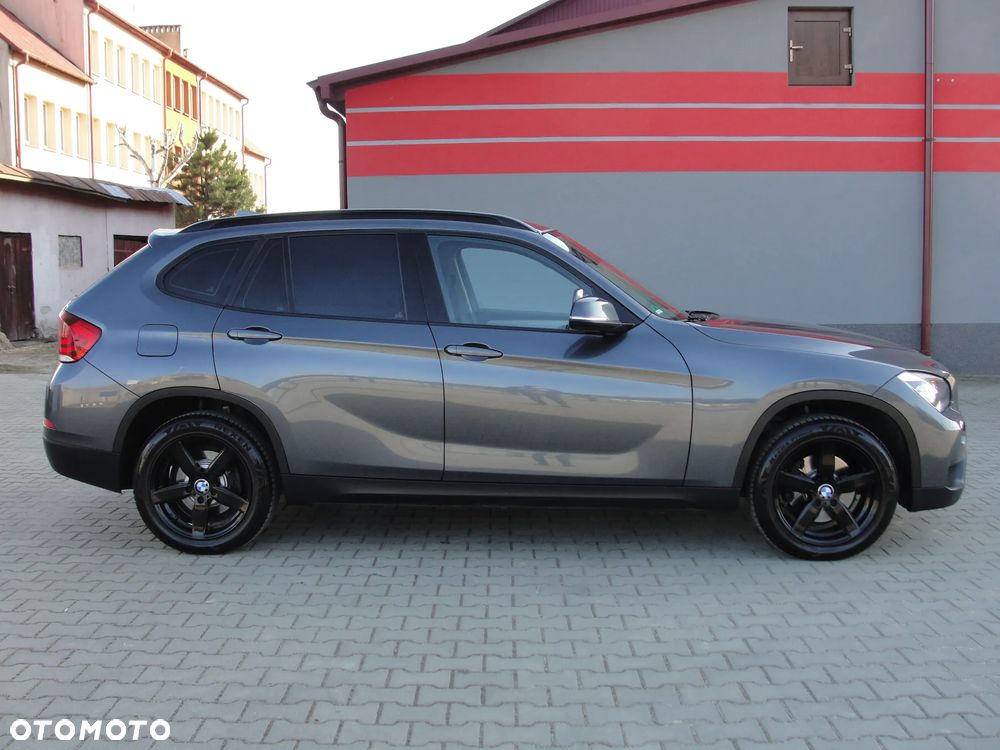 BMW X1 xDrive20d Sport Line - 13