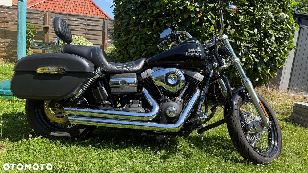 Harley-Davidson Dyna Street Bob - 1
