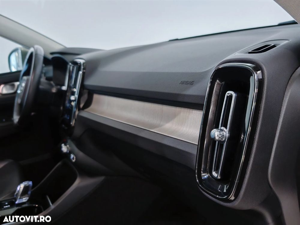 Volvo XC 40 T4 Recharge DKG Inscription - 13