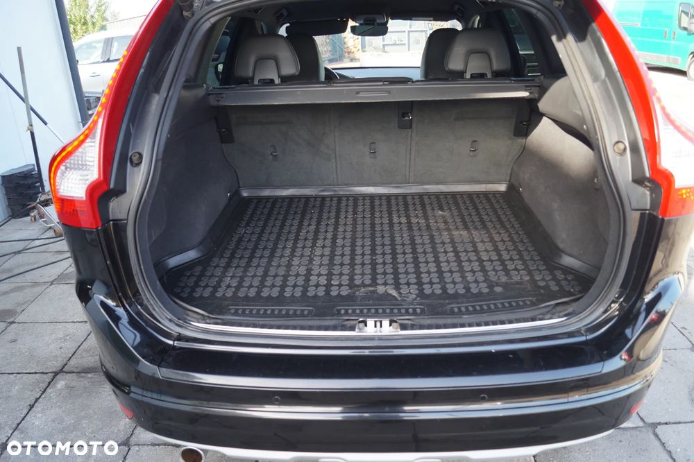 Volvo XC 60 - 22