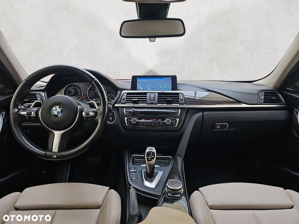 BMW Seria 3 328i xDrive - 35