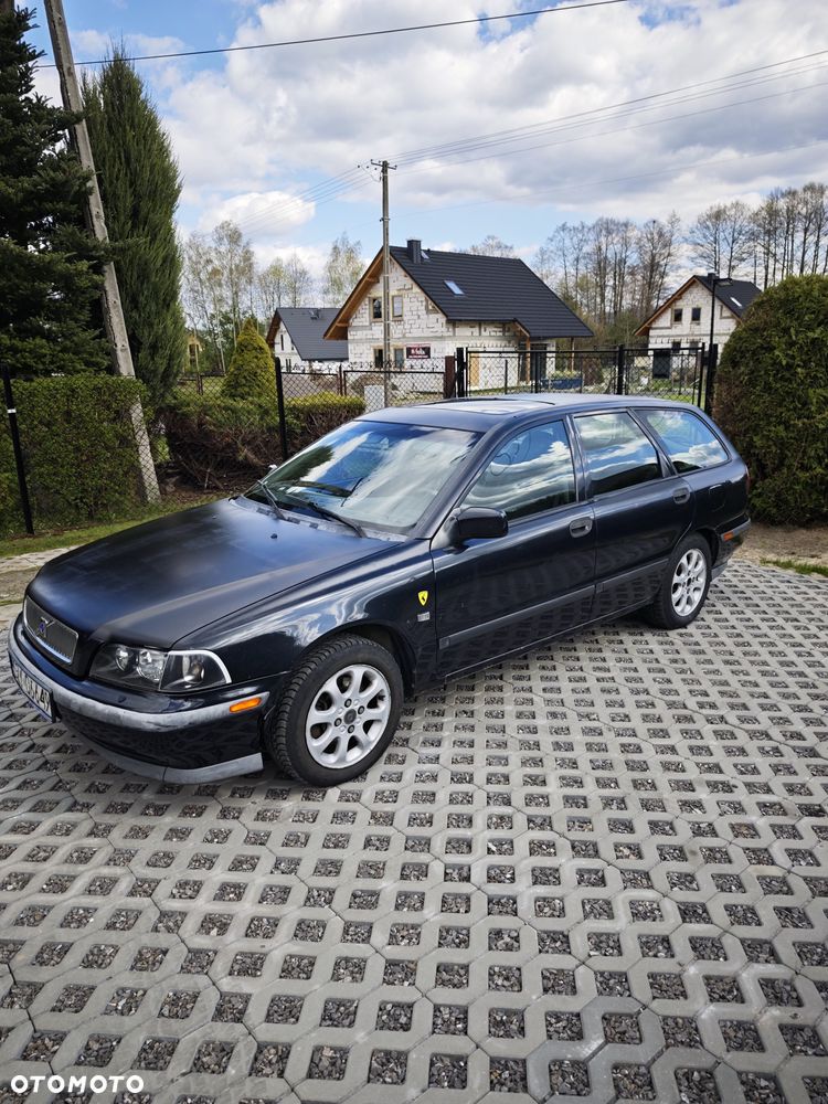 Volvo V40 1.9TD - 11