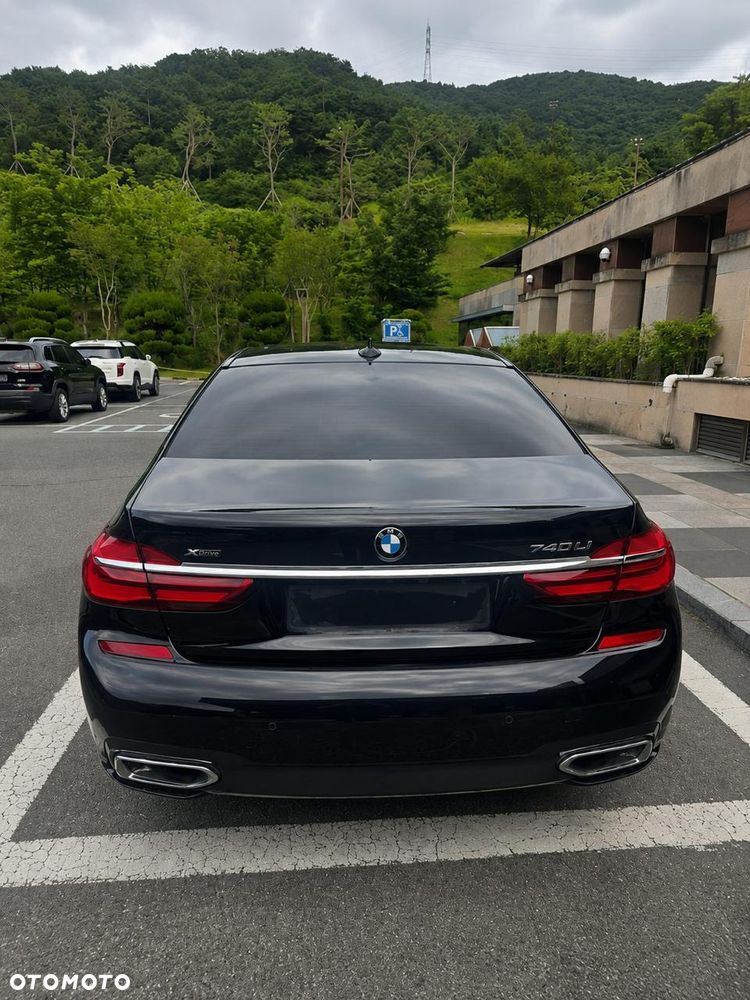 BMW Seria 7 740Li xDrive - 4