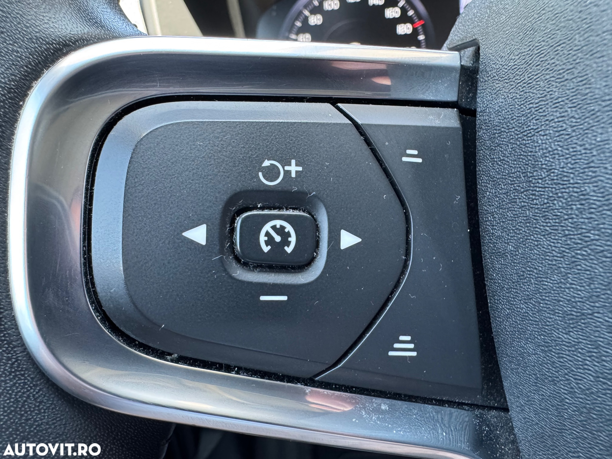 Volvo XC 40 T4 Recharge DKG Inscription Expression - 26