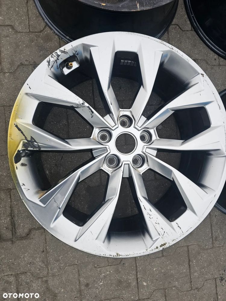 FELGI KIA SORENTO IV 20'' 8,5X20 52910-R5470 - 3