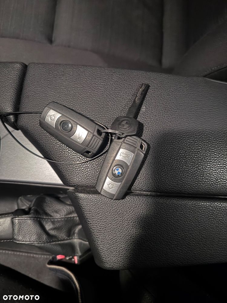 BMW Seria 5 525i - 17