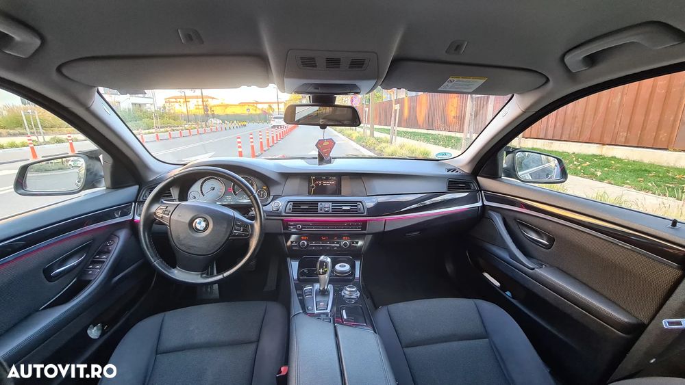BMW Seria 5 520d - 5