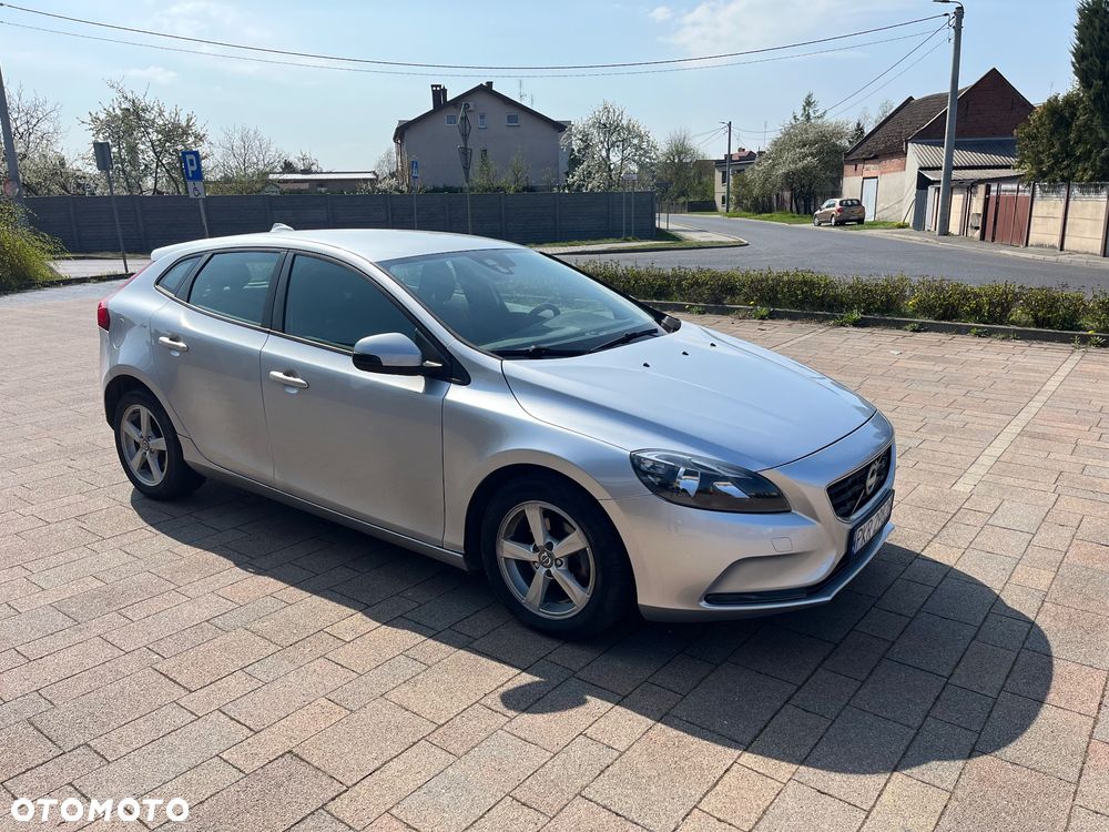 Volvo V40 D2 - 1