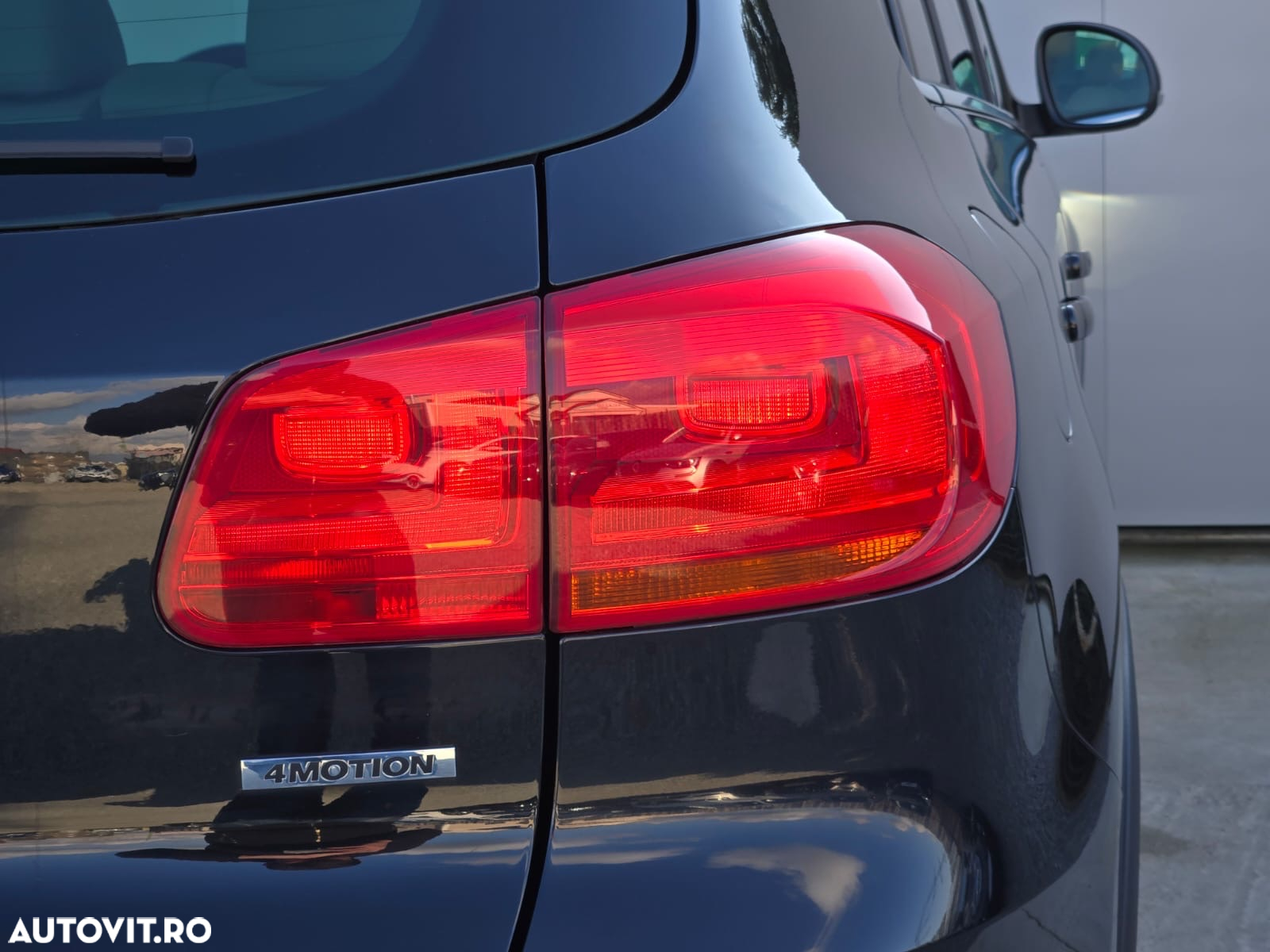Volkswagen Tiguan 2.0 TDI DPF 4Motion BlueMotion Technology DSG Exclusive - 35