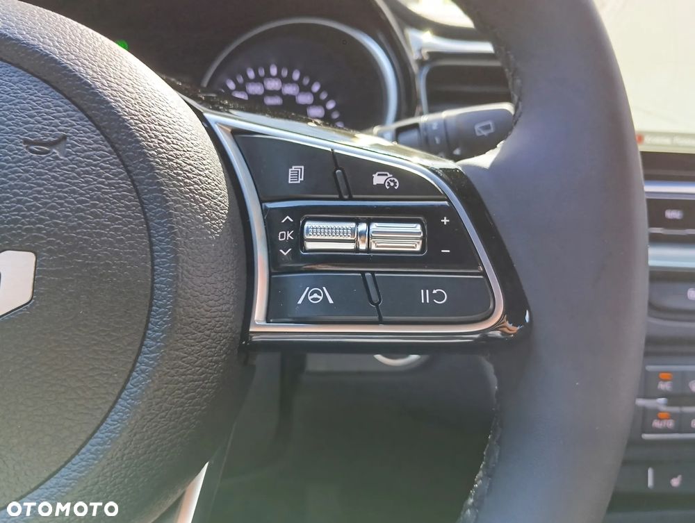 Kia XCeed 1.6 T-GDI Tribute DCT - 21