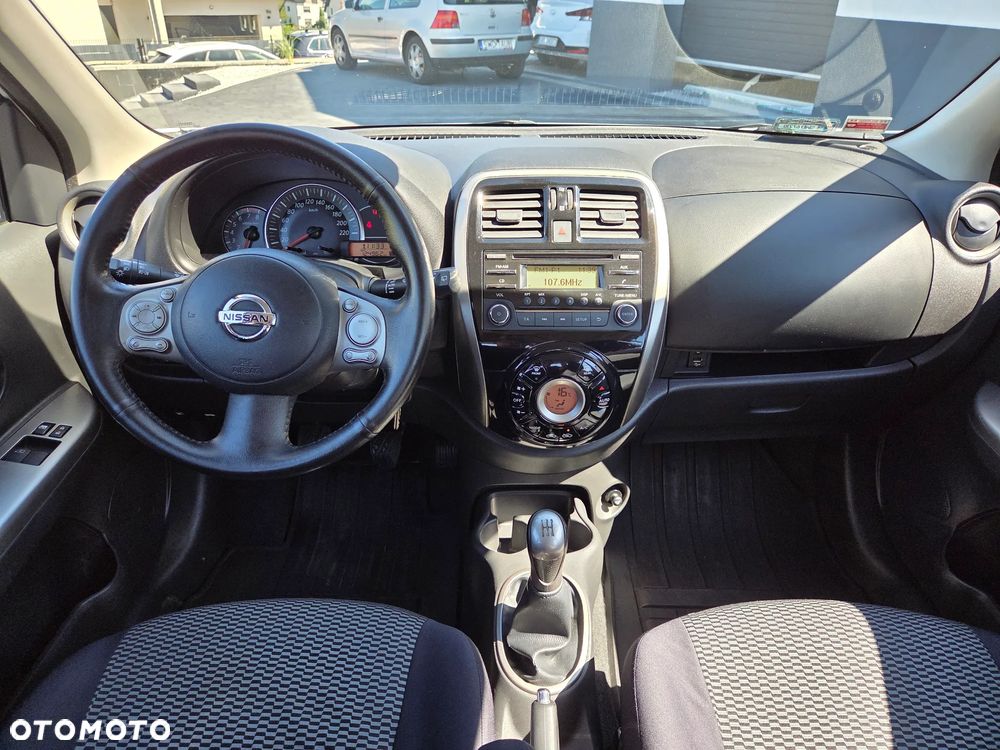 Nissan Micra 1.2 Bild der Frau - 9