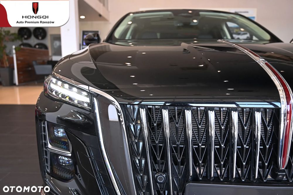 Hongqi H5 - 22