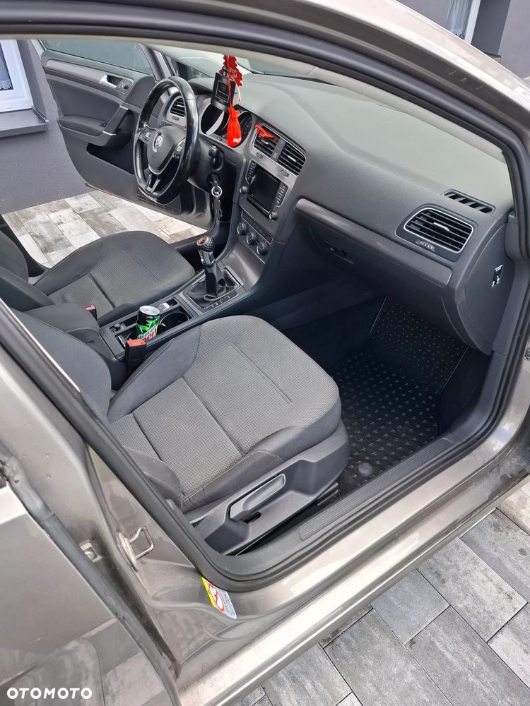 Volkswagen Golf 1.6 TDI Comfortline - 5