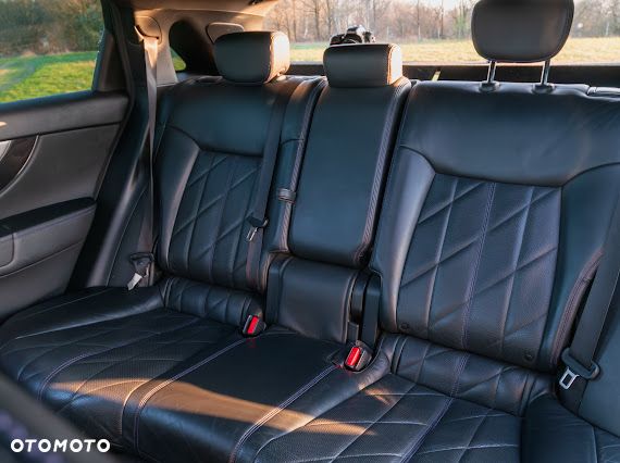 Infiniti Q70 3.0d S Premium - 11