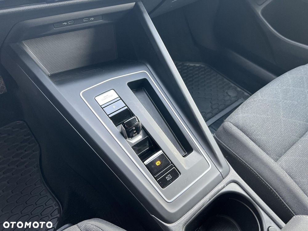 Volkswagen Golf - 19