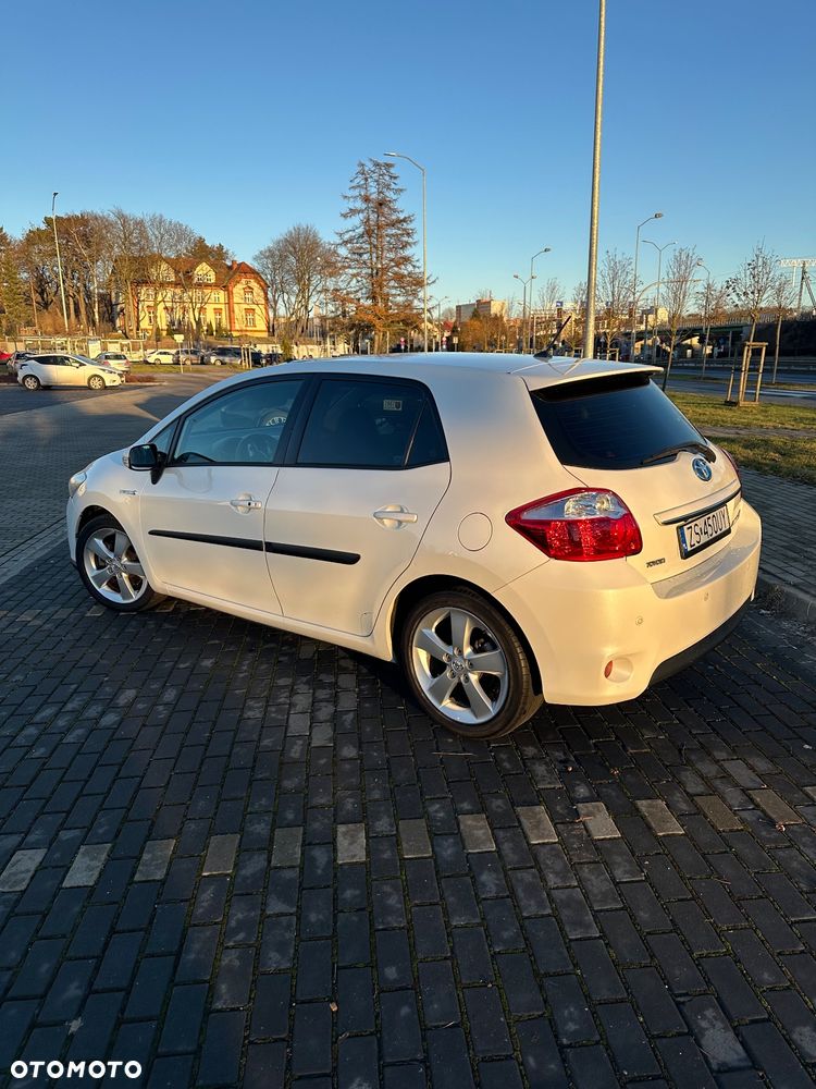 Toyota Auris - 5
