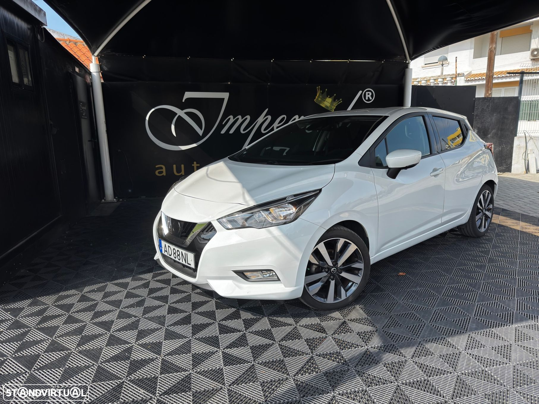Nissan Micra 1.0 IG-T Tekna Plus - 2