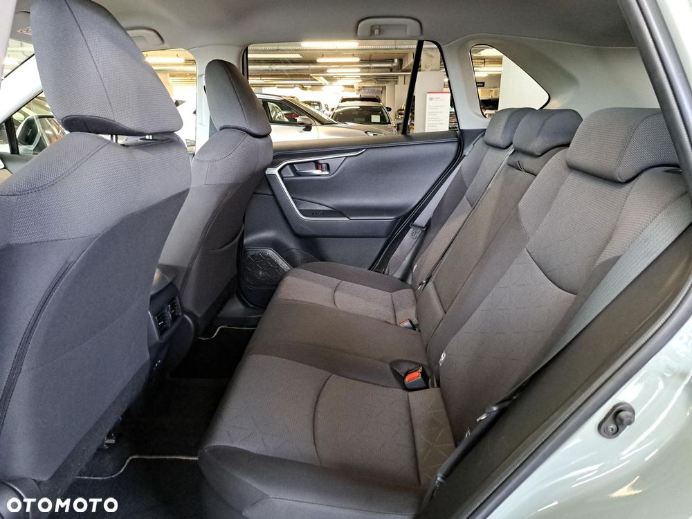 Toyota RAV4 - 28