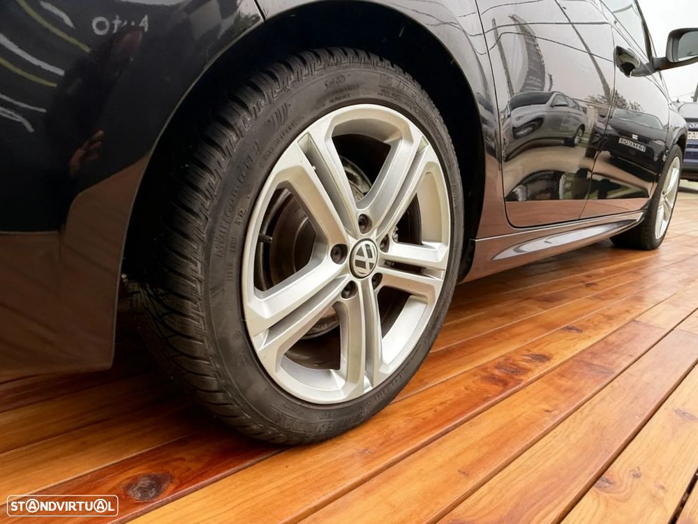 VW Golf 2.0 TDI Highline DSG - 7