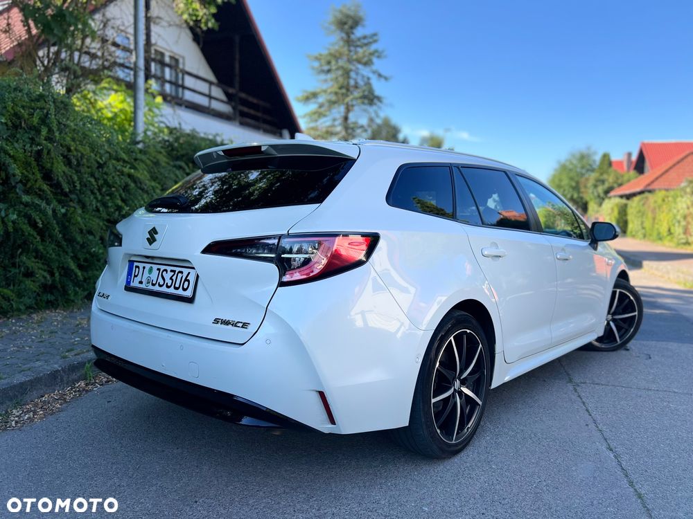 Suzuki Swace 1.8 Hybrid CVT Comfort+ - 4