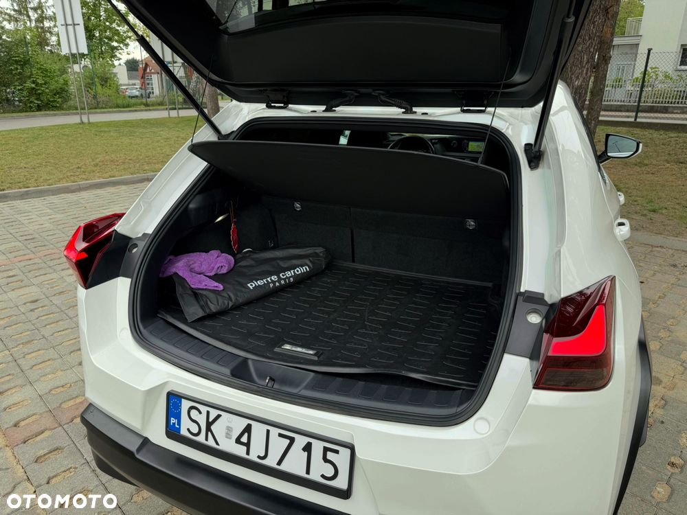 Lexus UX 250h Elegance 2WD - 9