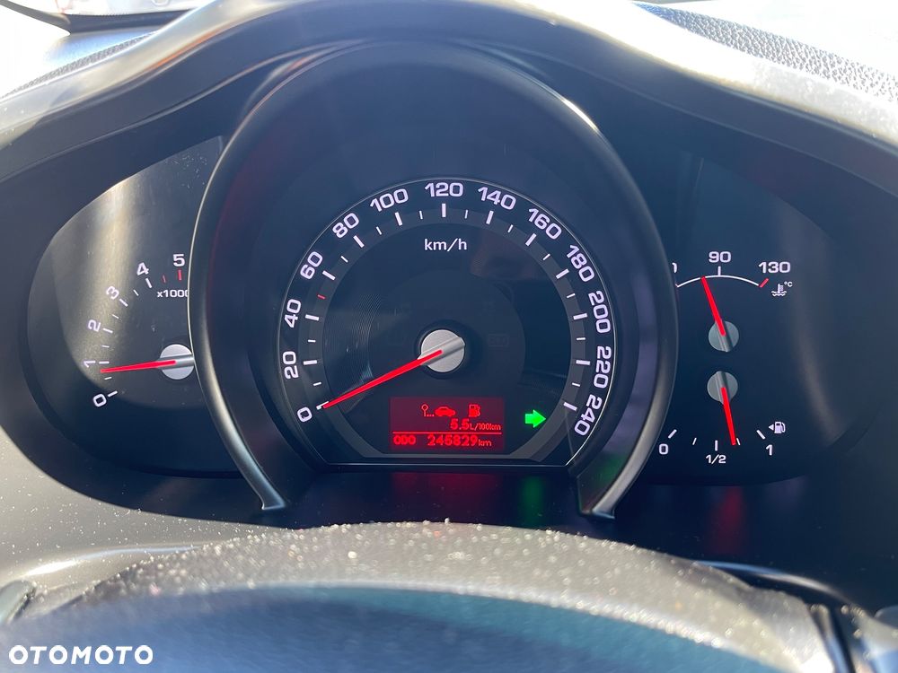 Kia Sportage 1.7 CRDI M 2WD - 14