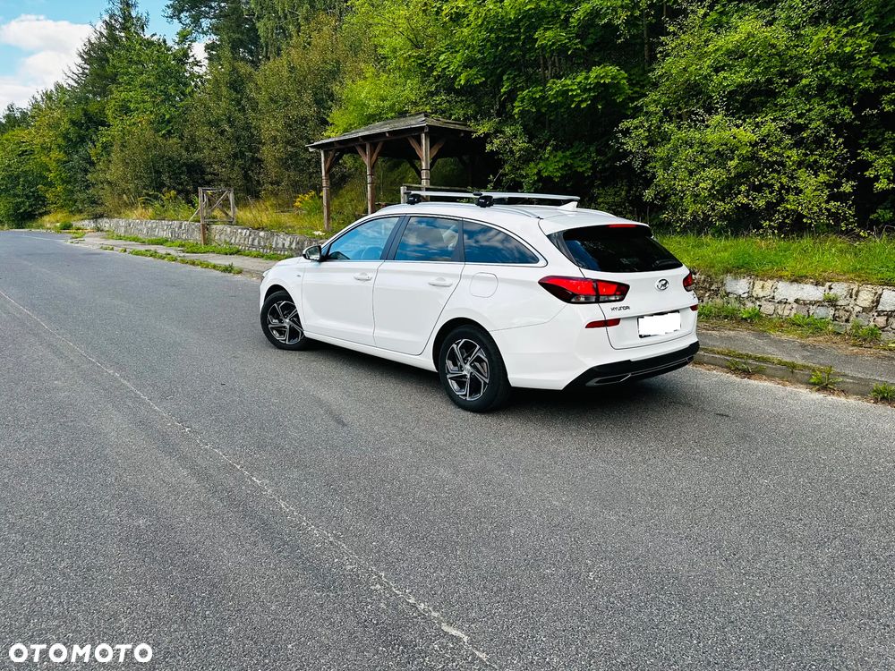 Hyundai i30 1.5 T-GDI 48V Comfort DCT - 10