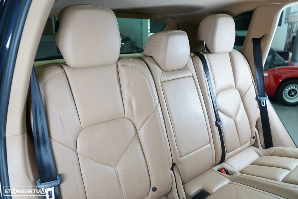 Porsche Cayenne 3.0 V6 - 40