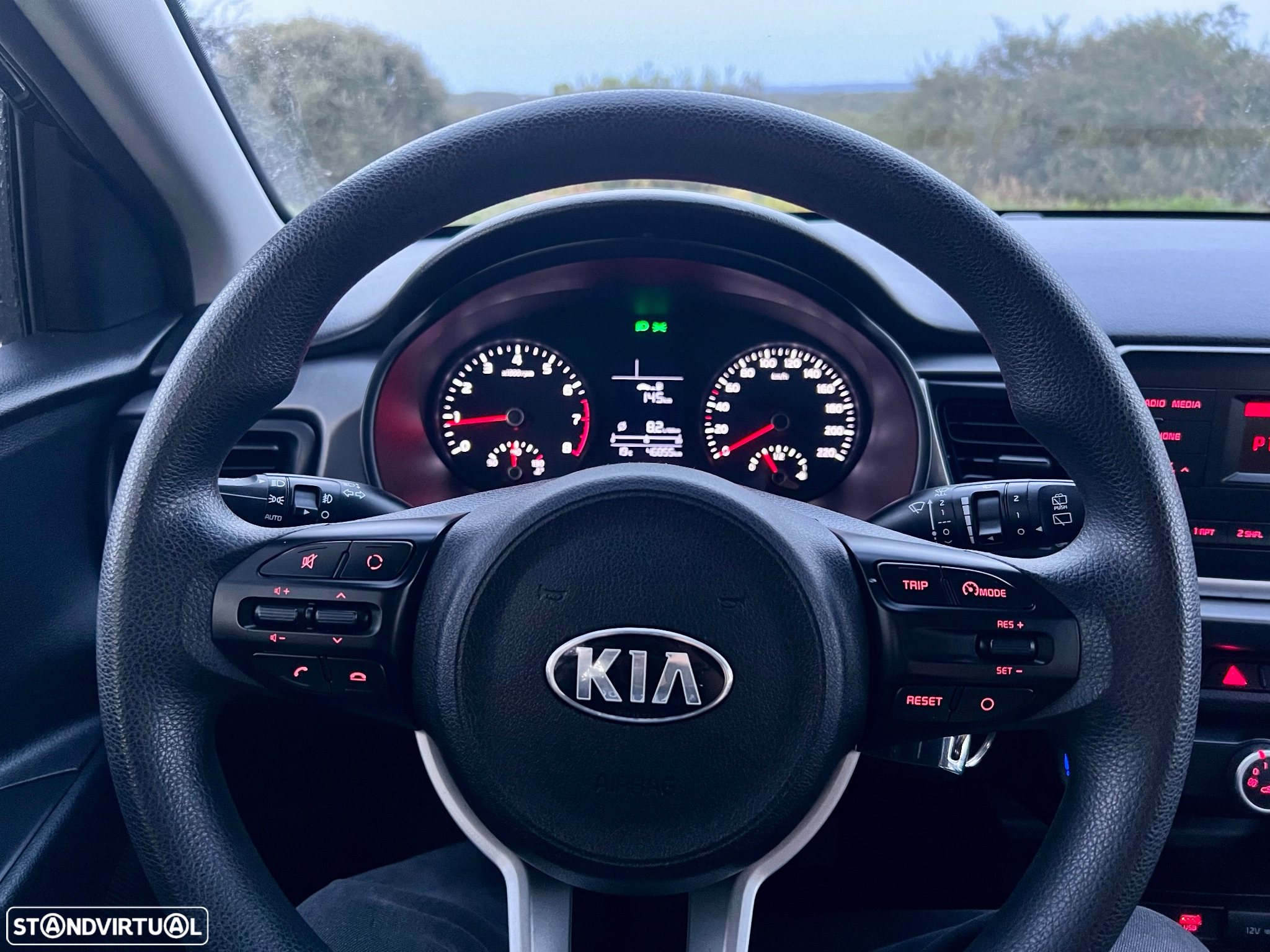 Kia Rio - 21