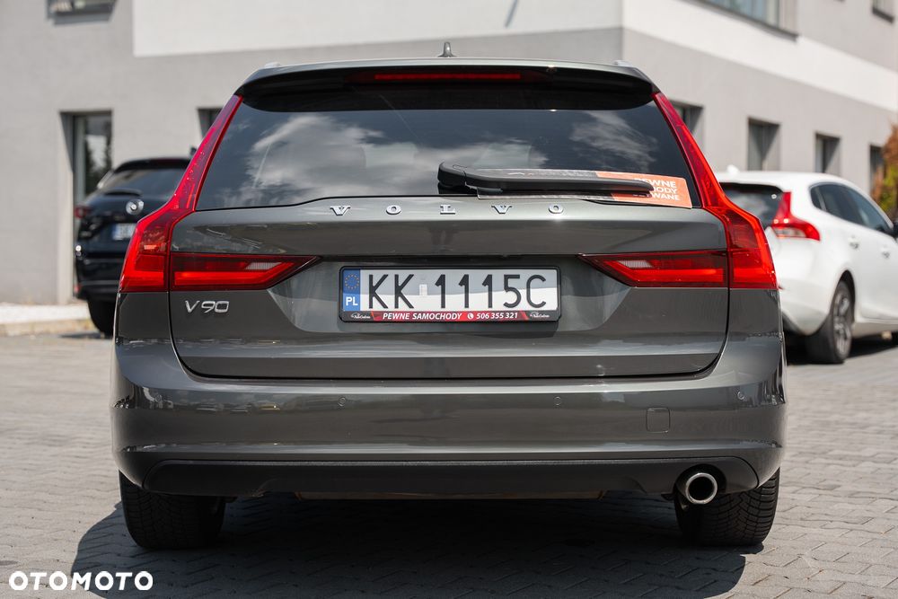 Volvo V90 D3 Geartronic Momentum Pro - 19