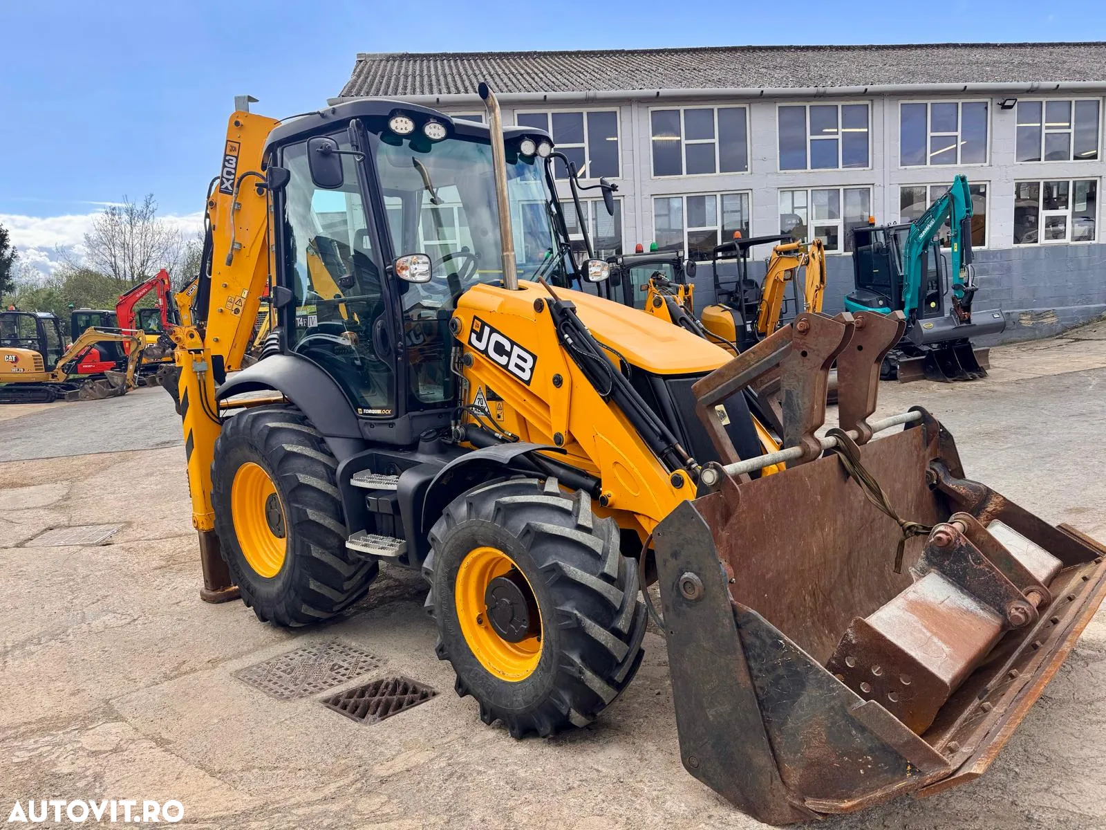 JCB 3CX - 9