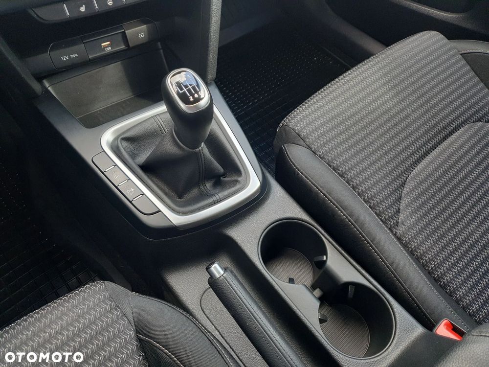 Kia XCeed 1.5 T-GDI M - 16