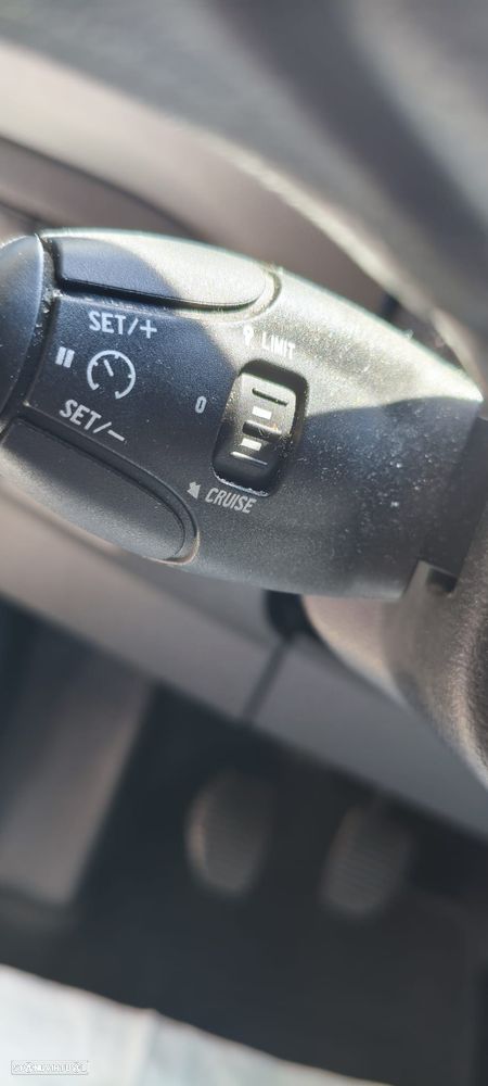 Peugeot PARTNER 1.6 BLUE HDI - 7