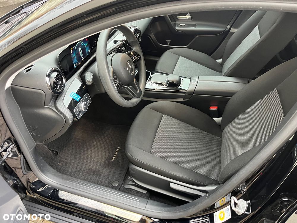 Mercedes-Benz Klasa A 180 d 7G-DCT Edition 19 - 15