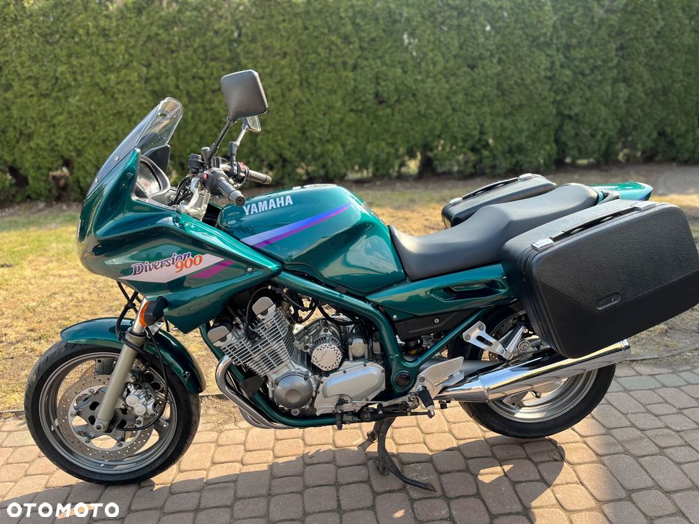 Yamaha XJ - 9
