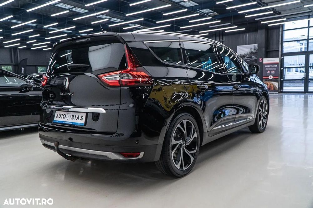 Renault Grand Scenic - 8