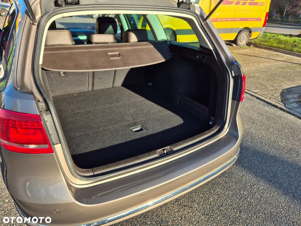 Volkswagen Passat 2.0 TDI DPF Highline DSG - 10