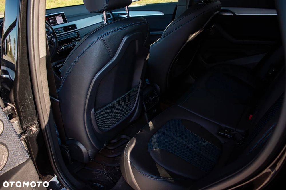 BMW X1 - 19