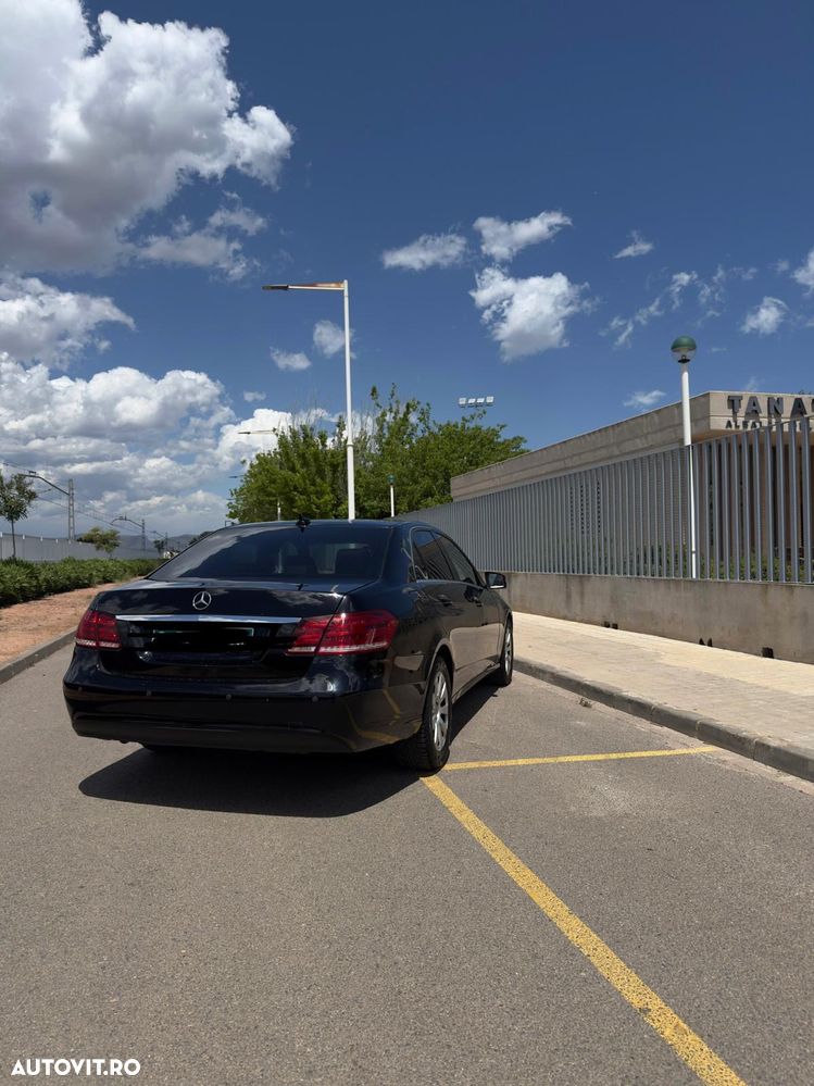 Mercedes-Benz E 200 BlueTEC 7G-TRONIC - 5