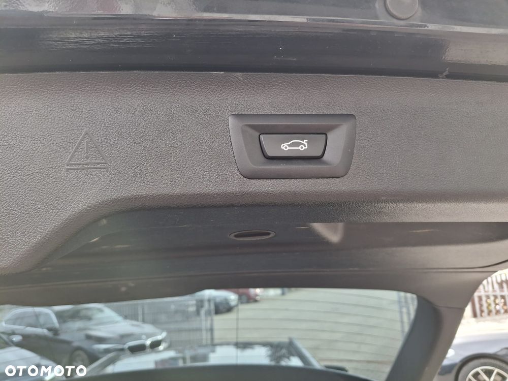 BMW Seria 5 530e M Sport sport - 15