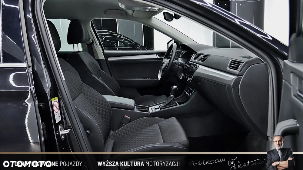 Skoda Superb 2.0 TDI SCR Ambition DSG - 14