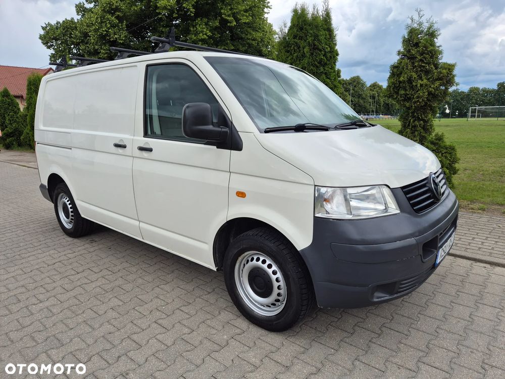 Volkswagen Transporter T5 - 1
