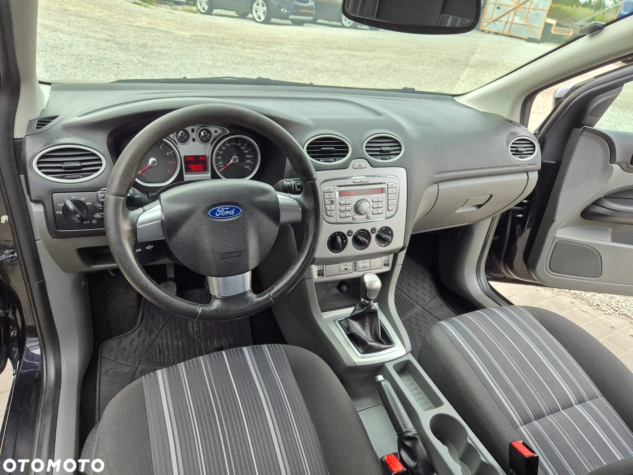Ford Focus 1.6 16V Fun - 13