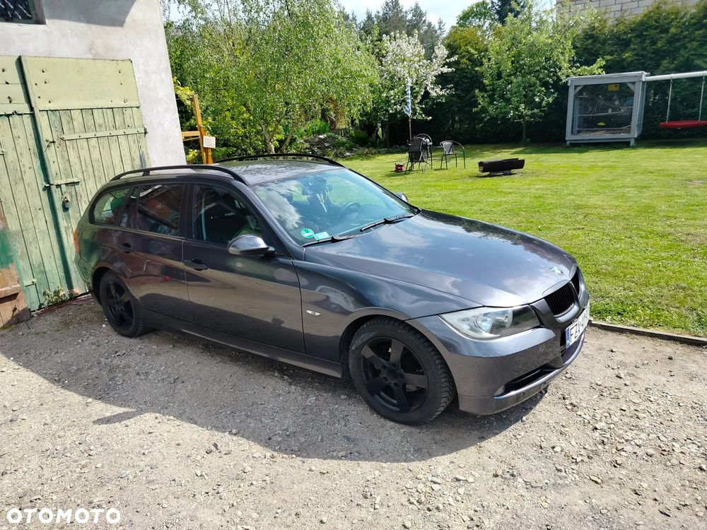 BMW Seria 3 ver-320i - 8